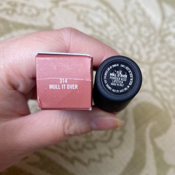 New in Box MAC Powder Kiss Matte Lipstick~Mull It Over~Full size 3 g/0.1 oz - Picture 5 of 6